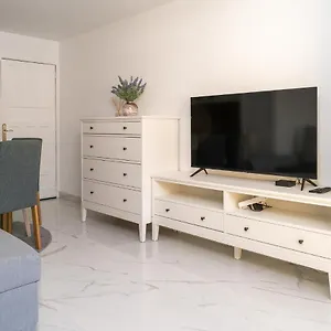 https://vistas-soadas-cerca-del-mar.tenerifehoteles.net